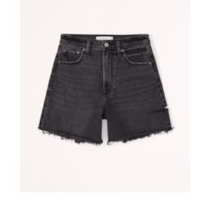 A&F Curve Love High Rise Dad Short
